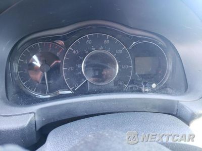 Zdjęcie 9 z 14 samochodu: 2016 NISSAN VERSA NOTE S VIN:3N1CE2CP6GL410093 - miniatura