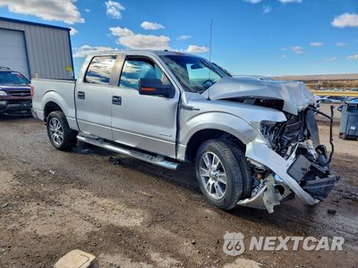 Czwarte zdjęcie samochodu z boku: 2012 FORD F150 SUPERCREW VIN:1FTFW1CT6CKD93936 - miniatura