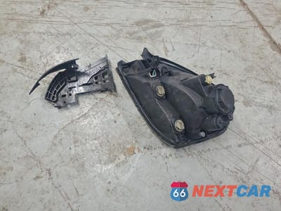 Zdjęcie 13 z 14 samochodu: 2008 HYUNDAI TUCSON SE VIN:KM8JN12D48U851097 - miniatura