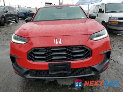 Piąte zdjęcie samochodu w środku: 2025 HONDA HR-V SPORT VIN:3CZRZ1H50SM715972 - miniatura