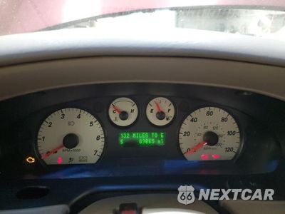 Zdjęcie 9 z 11 samochodu: 2005 MERCURY SABLE LS PREMIUM VIN:1MEHM55S45A634393 - miniatura