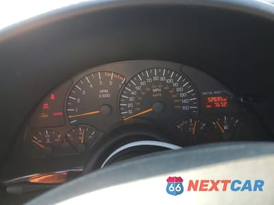 Zdjęcie 9 z 11 samochodu: 2001 PONTIAC FIREBIRD FORMULA VIN:2G2FV22G812146703 - miniatura