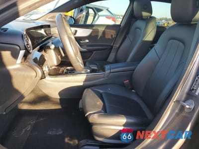 Zdjęcie 7 z 12 samochodu: 2019 MERCEDES-BENZ A 220 VIN:WDD3G4EB8KW014583 - miniatura