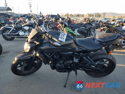 Trzecie zdjęcie samochodu z tyłu: 2017 YAMAHA FZ07 C VIN:JYARM06Y4HA003560 - miniatura