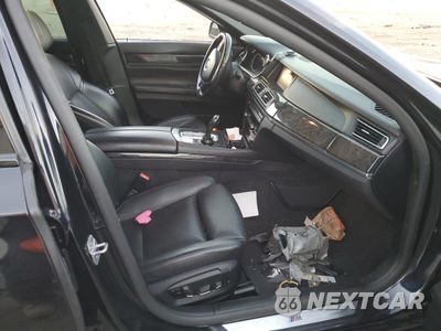 Zdjęcie 13 z 14 samochodu: 2014 BMW 750 I VIN:WBAYA8C55ED825308 - miniatura