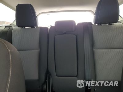 Zdjęcie 10 z 13 samochodu: 2018 FORD ESCAPE SE VIN:1FMCU0GD5JUC63231 - miniatura
