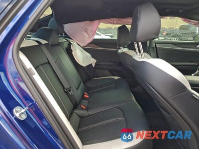 Zdjęcie 10 z 13 samochodu: 2025 KIA K5 GT-LINE VIN:KNAG64J78S5319410 - miniatura