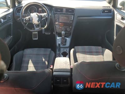 Zdjęcie 8 z 12 samochodu: 2017 VOLKSWAGEN GTI S/SE VIN:3VW447AUXHM043850 - miniatura