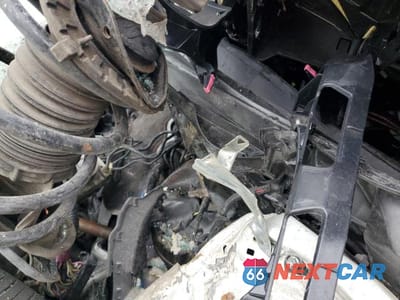 Zdjęcie 9 z 11 samochodu: 2018 TOYOTA COROLLA IM VIN:JTNKARJE3JJ568089 - miniatura