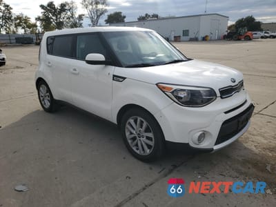 Czwarte zdjęcie samochodu z boku: 2018 KIA SOUL + VIN:KNDJP3A56J7529666 - miniatura
