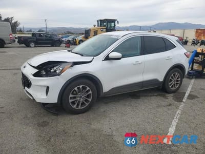 2021 FORD ESCAPE SE 1FMCU0G64MUA24436 - główne zdjęcie licytacji z USA - miniatura