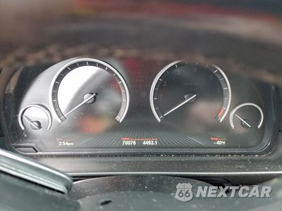 Zdjęcie 9 z 13 samochodu: 2015 BMW 528 XI VIN:WBA5A7C50FD628707 - miniatura