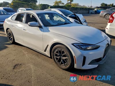 Czwarte zdjęcie samochodu z boku: 2023 BMW I4 EDRIVE 35 VIN:WBY43AW0XPFR34551 - miniatura
