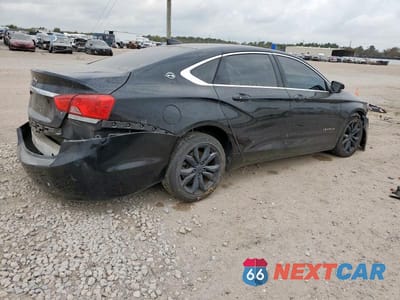 Trzecie zdjęcie samochodu z tyłu: 2018 CHEVROLET IMPALA LT VIN:2G1105SA5J9133778 - miniatura