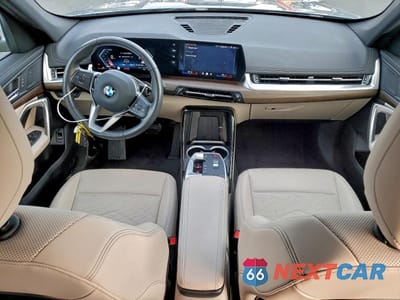 Zdjęcie 8 z 12 samochodu: 2024 BMW X1 XDRIVE28I VIN:WBX73EF06R5002509 - miniatura