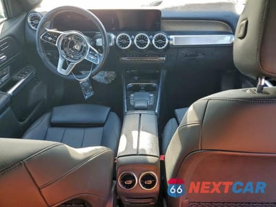 Zdjęcie 8 z 13 samochodu: 2023 MERCEDES-BENZ GLB 250 VIN:W1N4M4GB1PW302465 - miniatura