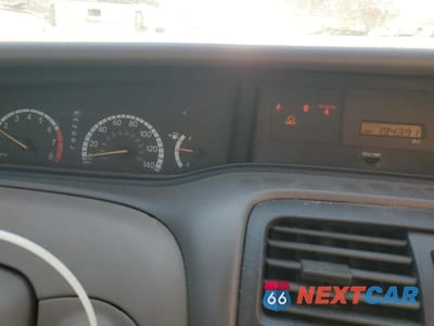 Zdjęcie 9 z 15 samochodu: 2000 TOYOTA AVALON XL VIN:4T1BF28B9YU016528 - miniatura