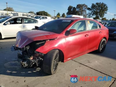 2020 KIA FORTE FE 3KPF24AD1LE242482 - główne zdjęcie licytacji z USA - miniatura