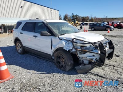 Czwarte zdjęcie samochodu z boku: 2019 FORD EXPLORER POLICE INTERCEPTOR VIN:1FM5K8AR8KGA62392 - miniatura