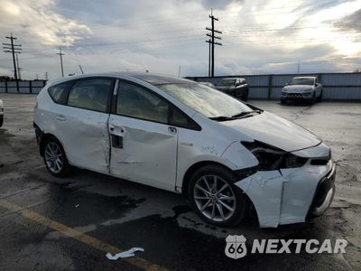 Czwarte zdjęcie samochodu z boku: 2016 TOYOTA PRIUS V FIVE VIN:JTDZN3EU3GJ046271 - miniatura