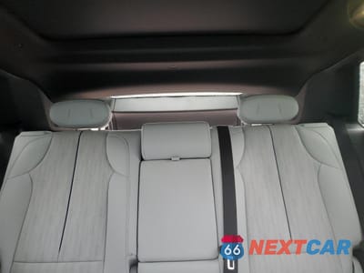 Zdjęcie 10 z 15 samochodu: 2024 CADILLAC LYRIQ LUXURY VIN:1GYKPSRL3RZ127910 - miniatura