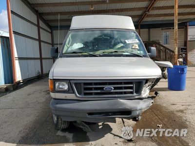 Piąte zdjęcie samochodu w środku: 2003 FORD ECONOLINE E250 VAN VIN:1FTNE24W63HC02719 - miniatura