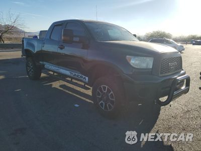 Czwarte zdjęcie samochodu z boku: 2009 TOYOTA TUNDRA DOUBLE CAB VIN:5TFRU54109X019504 - miniatura