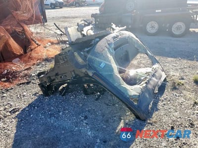 Czwarte zdjęcie samochodu z boku: 2022 GMC SIERRA K3500 DENALI VIN:1GT49WEYXNF117176 - miniatura