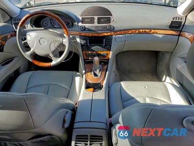 Zdjęcie 8 z 12 samochodu: 2003 MERCEDES-BENZ E 320 VIN:WDBUF65J33A126130 - miniatura