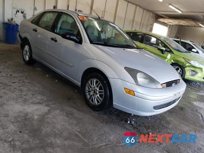 Czwarte zdjęcie samochodu z boku: 2000 FORD FOCUS ZTS VIN:1FAFP3831YW147738 - miniatura