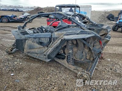 Trzecie zdjęcie samochodu z tyłu: 2018 CAN-AM MAVERICK X3 X RS TUR VIN:3JBVXAW40JK005262 - miniatura