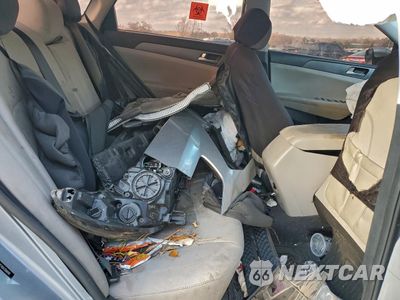 Zdjęcie 10 z 13 samochodu: 2016 HYUNDAI SONATA SE VIN:5NPE24AFXGH356690 - miniatura