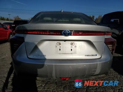 Zdjęcie 6 z 12 samochodu: 2017 TOYOTA MIRAI VIN:JTDBVRBD3HA002538 - miniatura