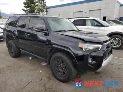 Czwarte zdjęcie samochodu z boku: 2022 TOYOTA 4RUNNER SR5 PREMIUM VIN:JTERU5JR3N6071991 - miniatura