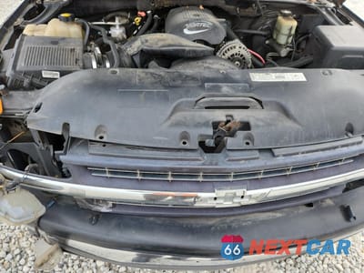 Zdjęcie 12 z 15 samochodu: 2001 CHEVROLET SUBURBAN C1500 VIN:3GNEC16T71G178951 - miniatura
