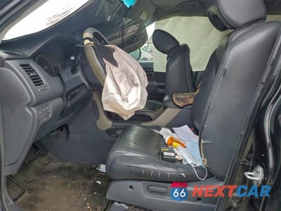 Zdjęcie 7 z 13 samochodu: 2006 HONDA PILOT EX VIN:5FNYF28676B019516 - miniatura