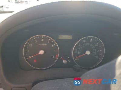 Zdjęcie 9 z 13 samochodu: 2008 HYUNDAI ACCENT GS VIN:KMHCM36C78U081440 - miniatura