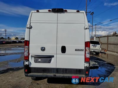Zdjęcie 6 z 14 samochodu: 2023 RAM PROMASTER VAN VIN:3C6LRVDG7PE604144 - miniatura