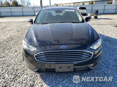 Piąte zdjęcie samochodu w środku: 2019 FORD FUSION SE VIN:3FA6P0HDXKR248763 - miniatura