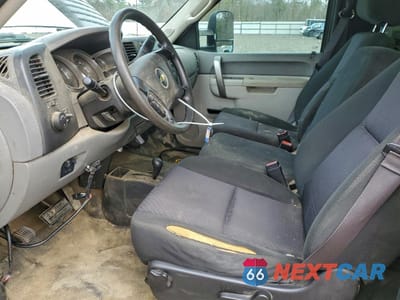 Zdjęcie 7 z 15 samochodu: 2013 CHEVROLET SILVERADO K3500 VIN:1GB3KZC84DF106679 - miniatura