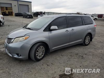 2013 TOYOTA SIENNA XLE 5TDYK3DC6DS307551 - główne zdjęcie licytacji z USA - miniatura