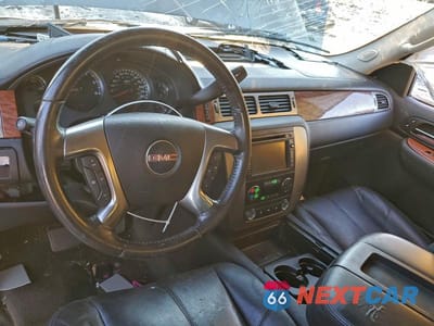 Zdjęcie 8 z 13 samochodu: 2007 GMC YUKON VIN:1GKFC16J97R429266 - miniatura