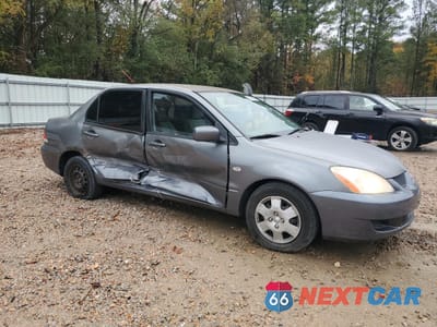 Czwarte zdjęcie samochodu z boku: 2005 MITSUBISHI LANCER ES VIN:JA3AJ26E15U049318 - miniatura