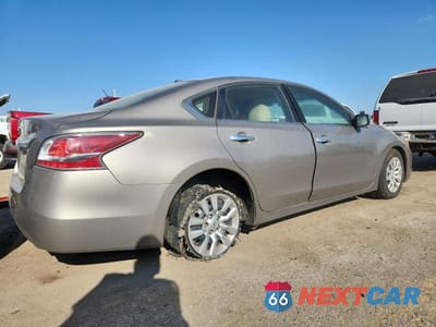 Trzecie zdjęcie samochodu z tyłu: 2015 NISSAN ALTIMA 2.5 S VIN:1N4AL3AP6FC412316 - miniatura