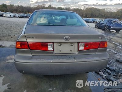 Zdjęcie 6 z 12 samochodu: 2001 TOYOTA CAMRY CE VIN:4T1BG22K61U062359 - miniatura