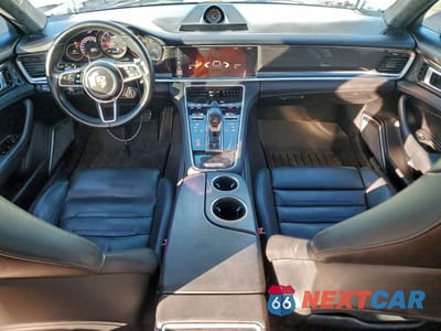 Zdjęcie 8 z 13 samochodu: 2017 PORSCHE PANAMERA TURBO VIN:WP0AF2A77HL151311 - miniatura