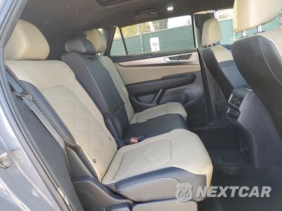 Zdjęcie 11 z 14 samochodu: 2025 VOLKSWAGEN ATLAS CROSS SPORT SE VIN:1V2KE2CA2SC214367 - miniatura