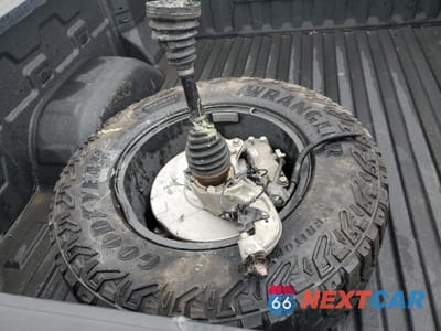 Zdjęcie 12 z 16 samochodu: 2024 CHEVROLET SILVERADO K1500 ZR2 VIN:3GCUDHEL2RG137828 - miniatura