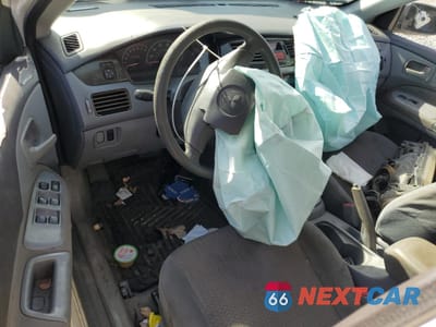 Zdjęcie 8 z 13 samochodu: 2003 MITSUBISHI LANCER ES VIN:JA3AJ26E33U080695 - miniatura