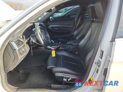 Zdjęcie 7 z 12 samochodu: 2017 BMW 330 XI VIN:WBA8D9G37HNU61431 - miniatura